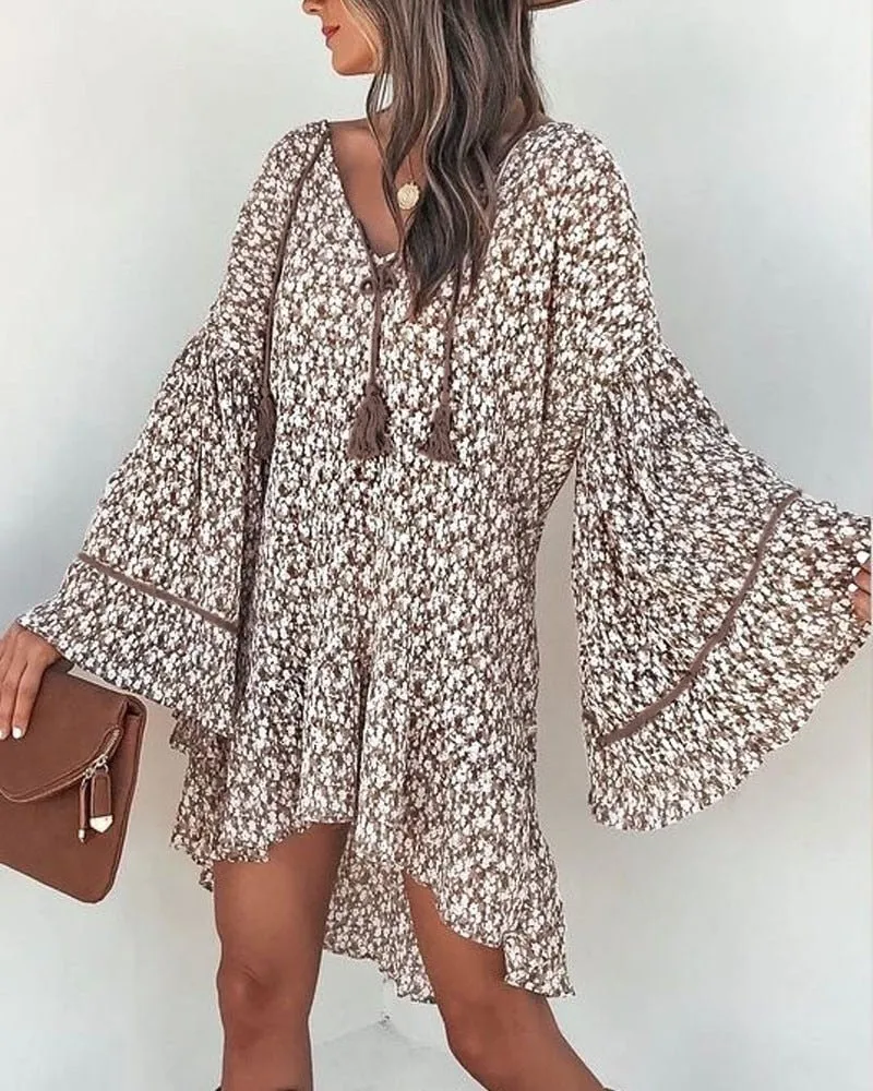 MANDYLANDY Amazing V-Neck Bell Sleeve Tassel Swing Befree Dress