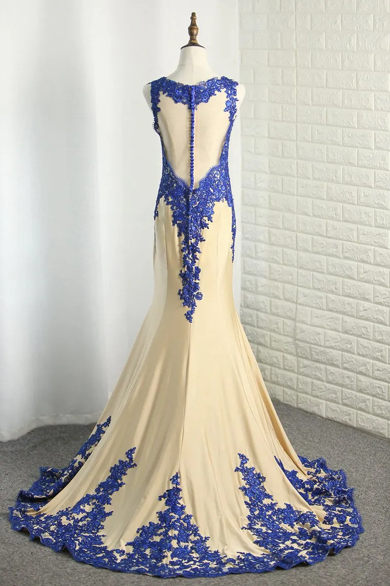 Mermaid Spandex Scoop Prom Dresses With Applique Sweep Train