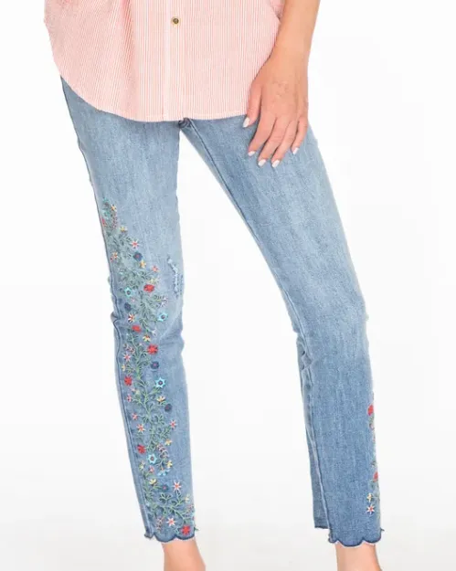 Women's T14209pm-Faded Blue Denim-Embroidered Jean